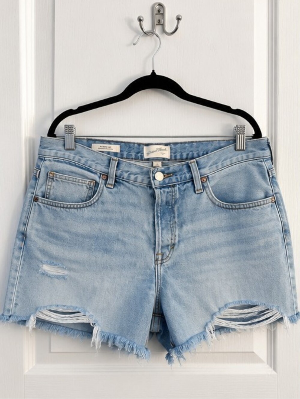 Universal Thread Light Blue High-Rise Distressed Denim Shorts 14